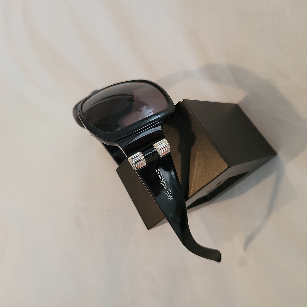 YSL black sunglasses